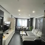 アパート Golden Pearl Of Luxury - ブルガス