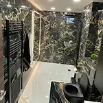 Golden Pearl Of Luxury - アパート *